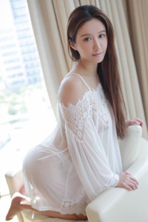 按摩室的女大学生_免费正片国语