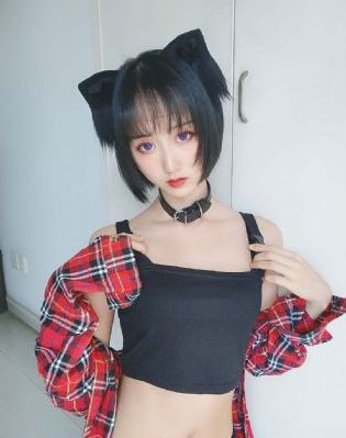 朝鲜的古装三级完整版_HD高清视频播放