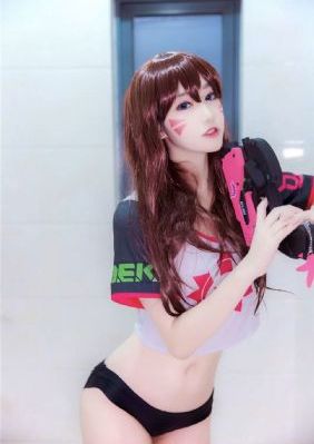 动漫美女被艹_HD高清电影在线